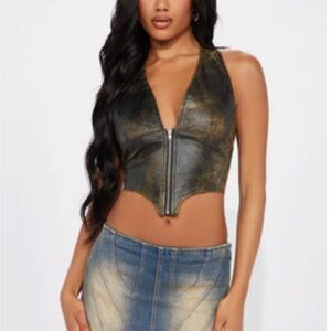 Fashion Nova Black and Gold Metallic Zip Crop Top
